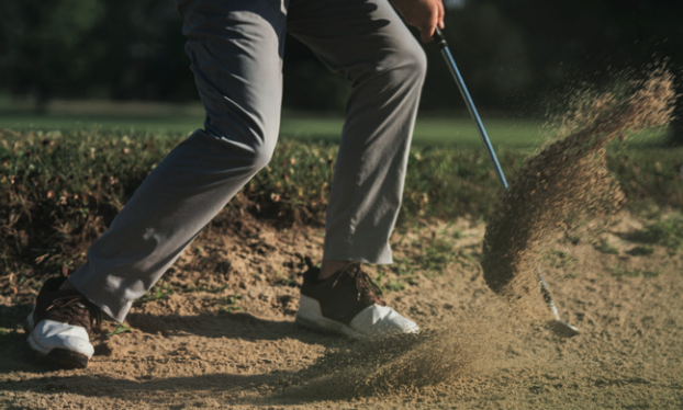 Quels clubs enlever de son sac quand on débute le golf ?